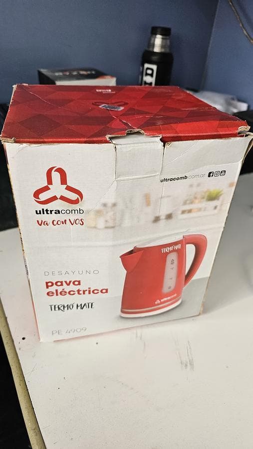Pava Eléctrica Ultracomb 1.7L (PE-4909N) 2200W Roja - Outlet — miniatura 5