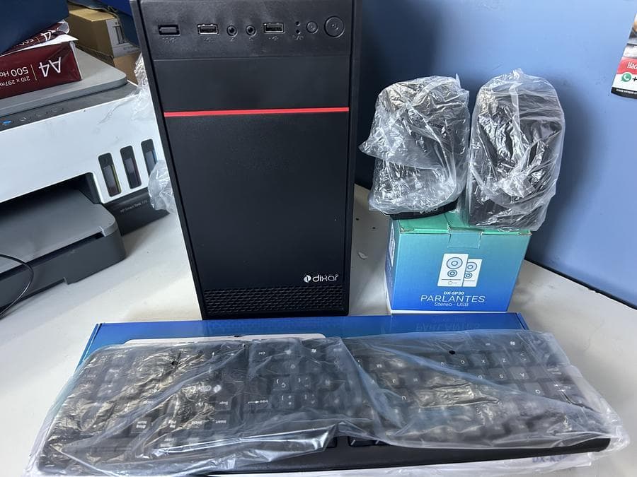 Gabinete Kit Ecovision s/Fuente EV-K70 con perifericos - Outlet